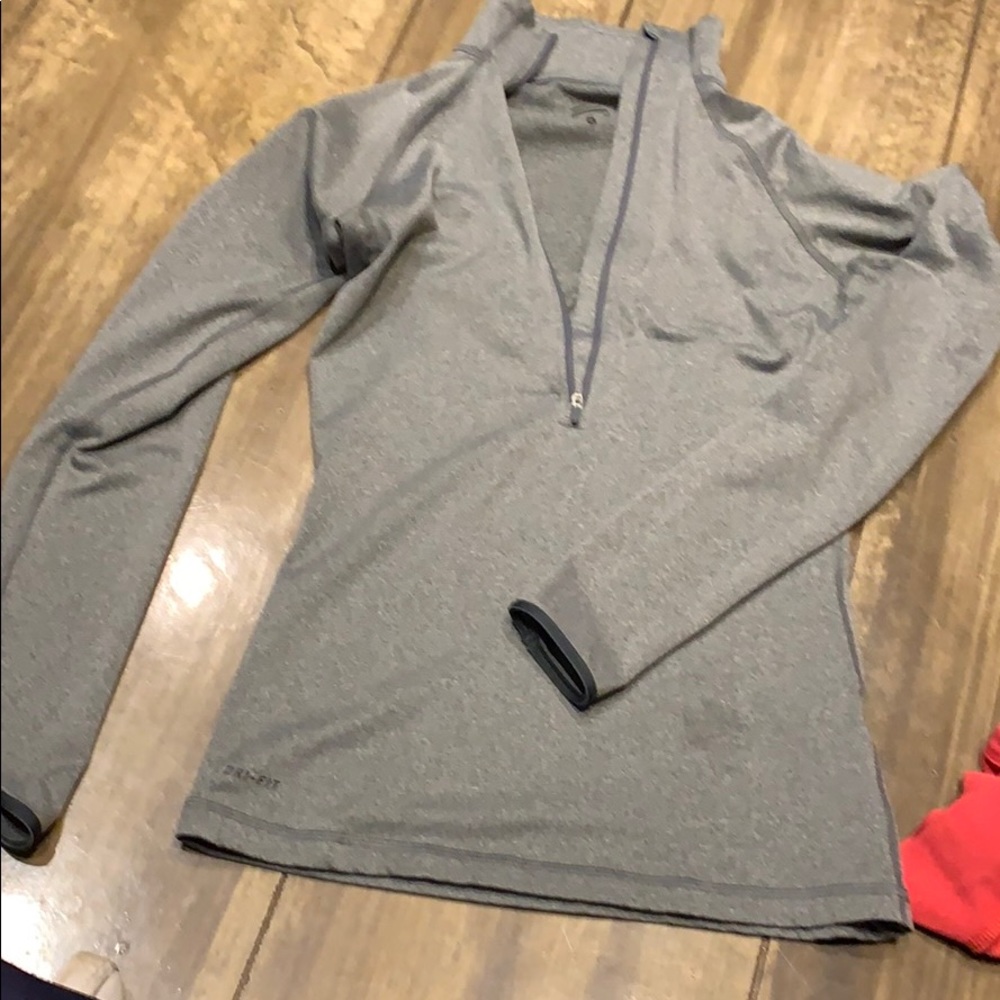Nike fleece pullover